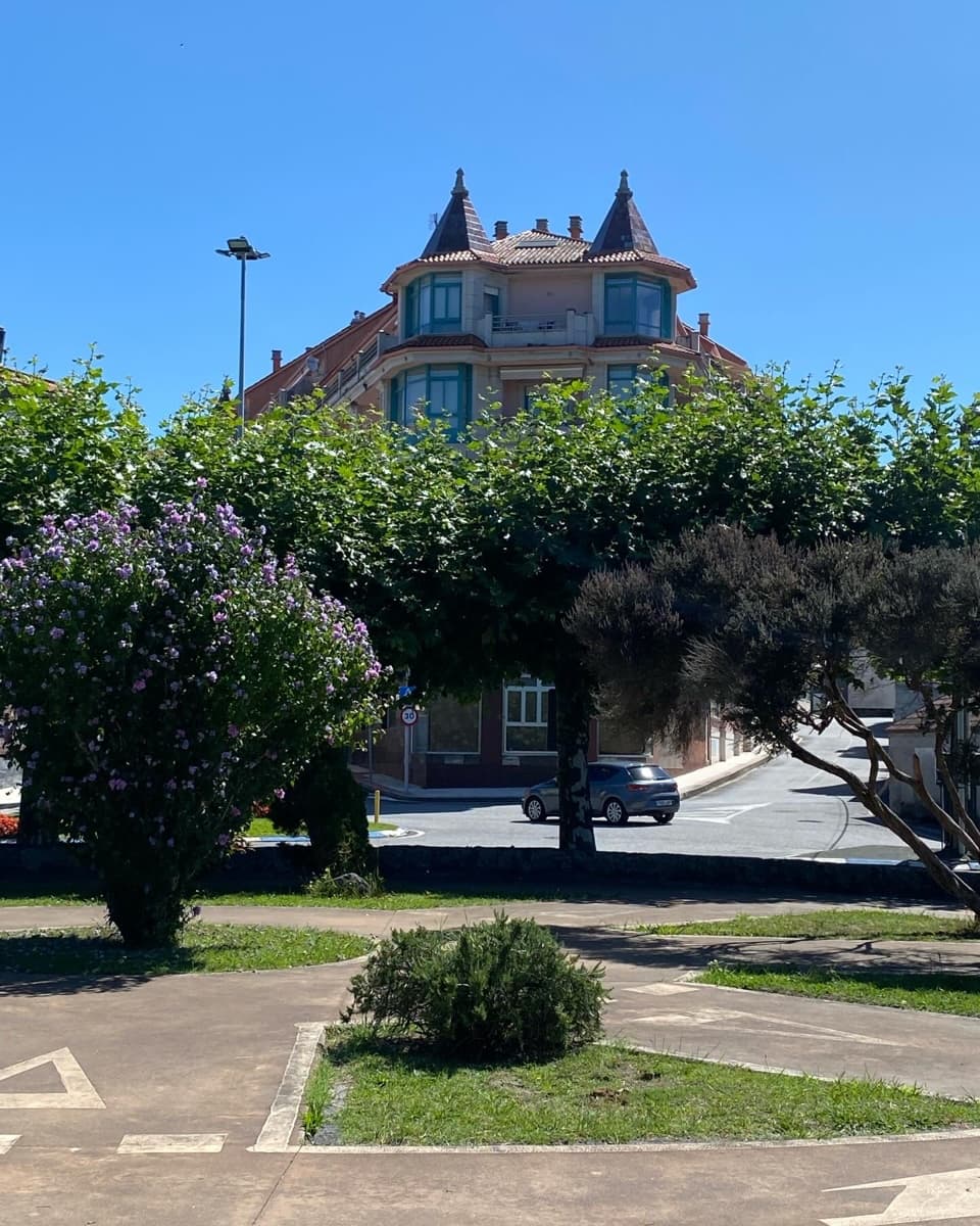 2 bedroom Beach Apartment for sale in Soutomaior with garage - € 290,000 (Ref: 9177846)