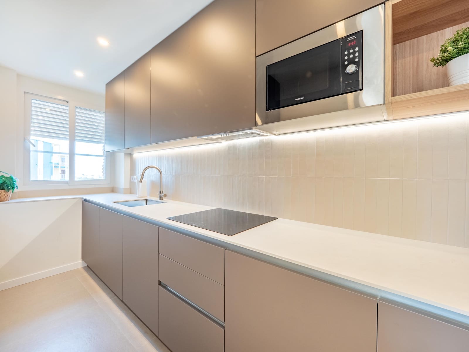 Apartamento de 3 habitaciones en La Pobla de Farnals en venta con piscina - 345.000 € (Ref: 10072950)