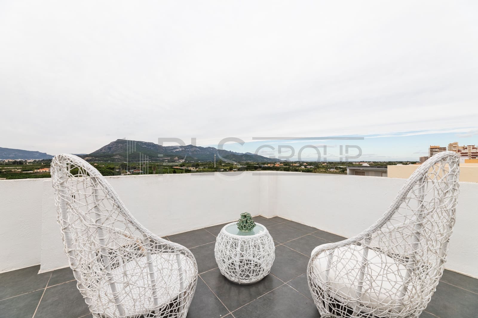 4 Zimmer Strandapartment zu verkaufen in Tavernes de la Valldigna mit Garage - 329.000 € (Ref: 8913636)