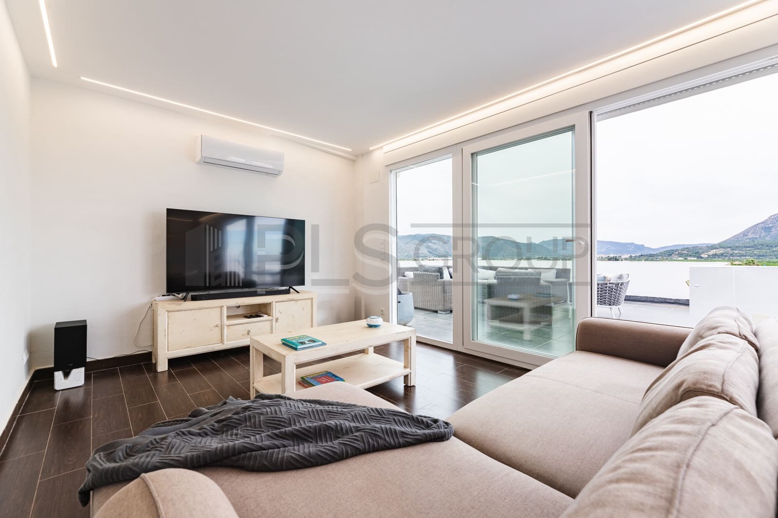 4 Zimmer Strandapartment zu verkaufen in Tavernes de la Valldigna mit Garage - 329.000 € (Ref: 8913636)