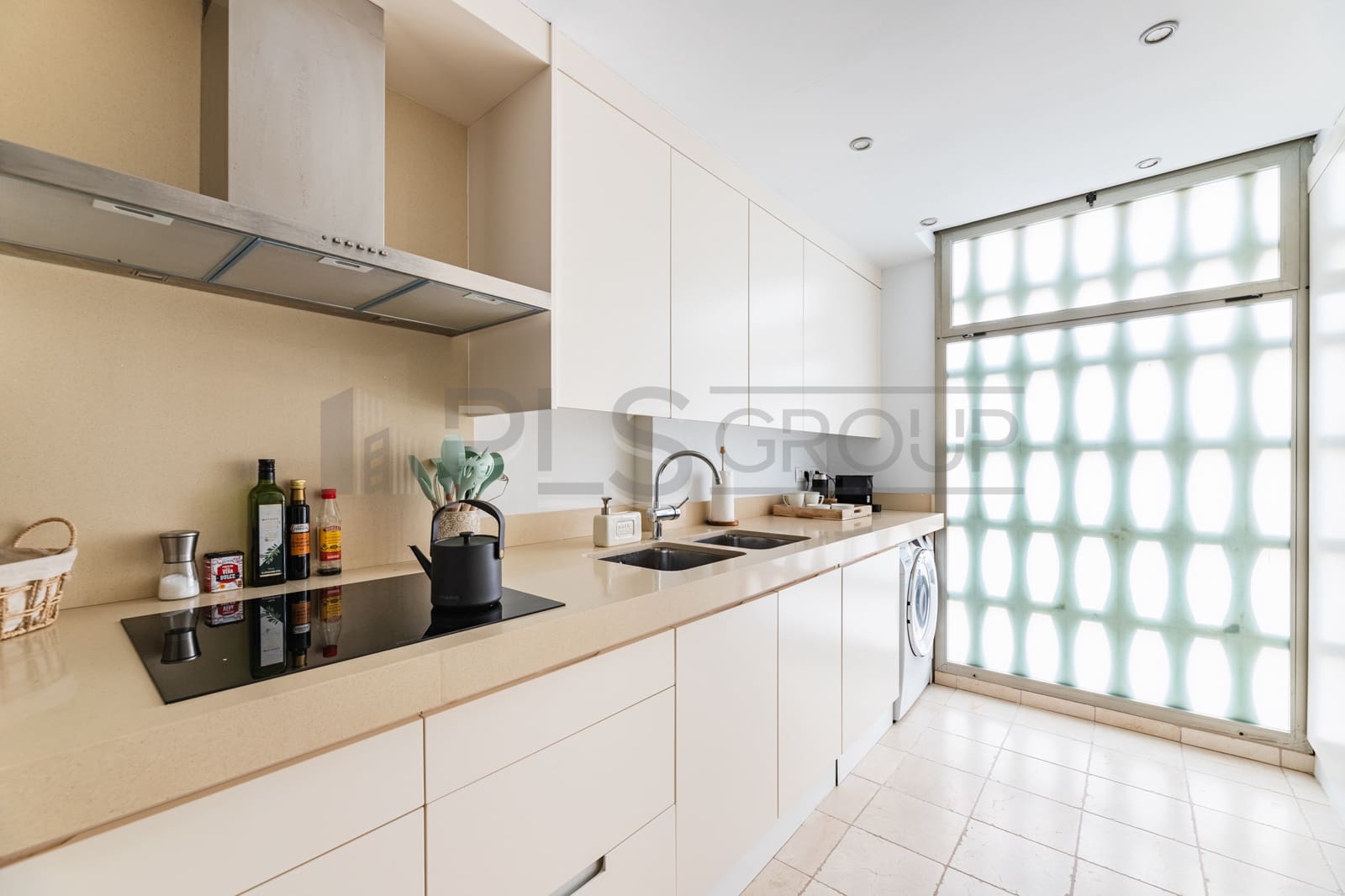 4 Zimmer Strandapartment zu verkaufen in Tavernes de la Valldigna mit Garage - 329.000 € (Ref: 8913636)