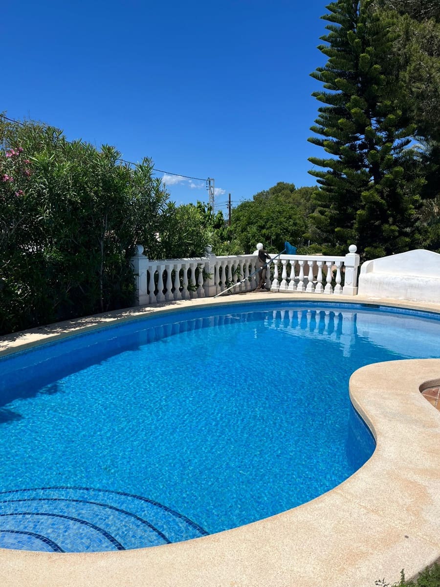 3 bedroom Semi-detached Villa for holiday rental in Javea / Xabia with pool - € 1,300 (Ref: 9041077)