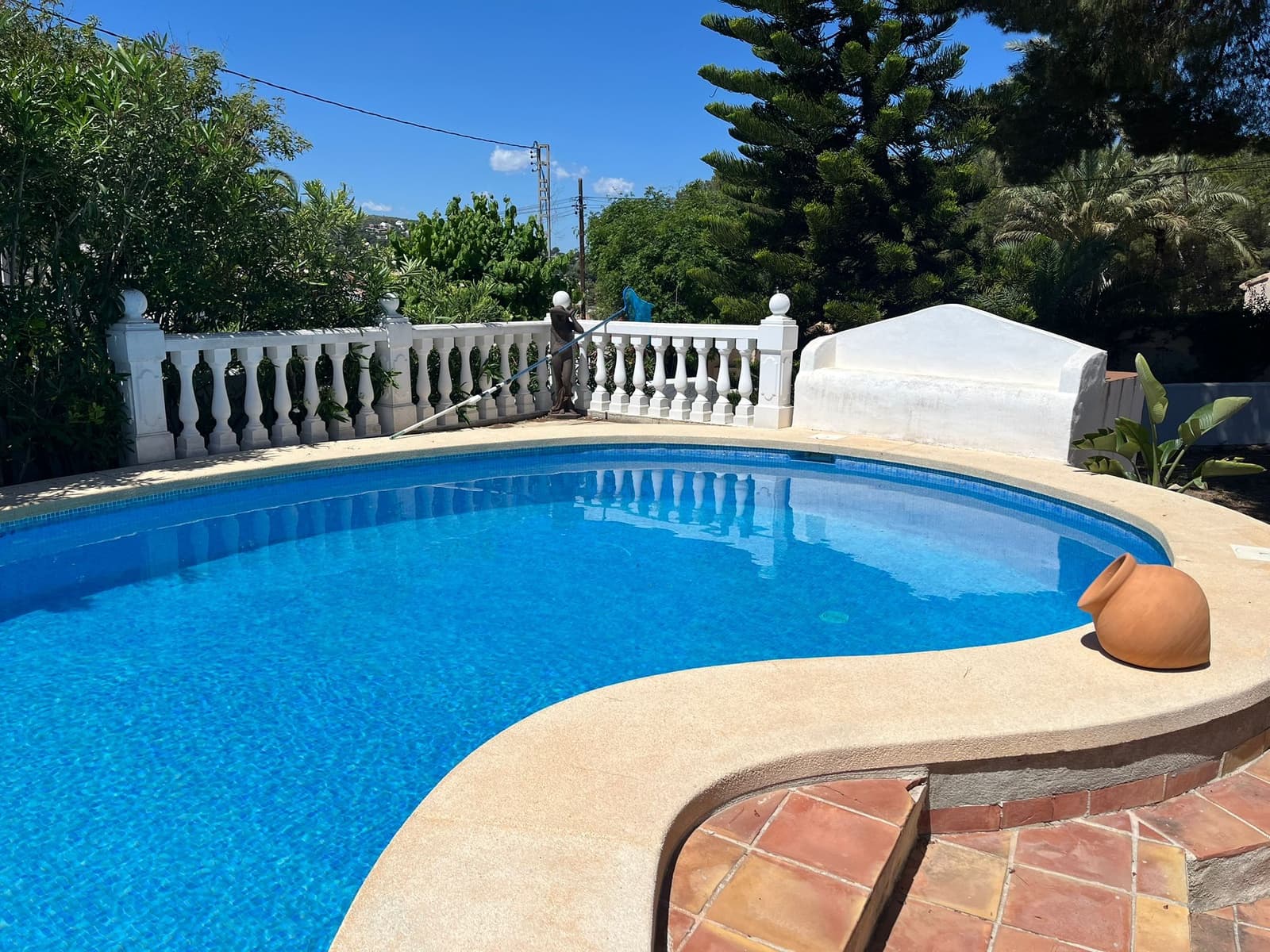 3 soveværelse Semi-Rækkehus til leje i Javea / Xabia med swimmingpool - € 1.500 (Ref: 9041077)