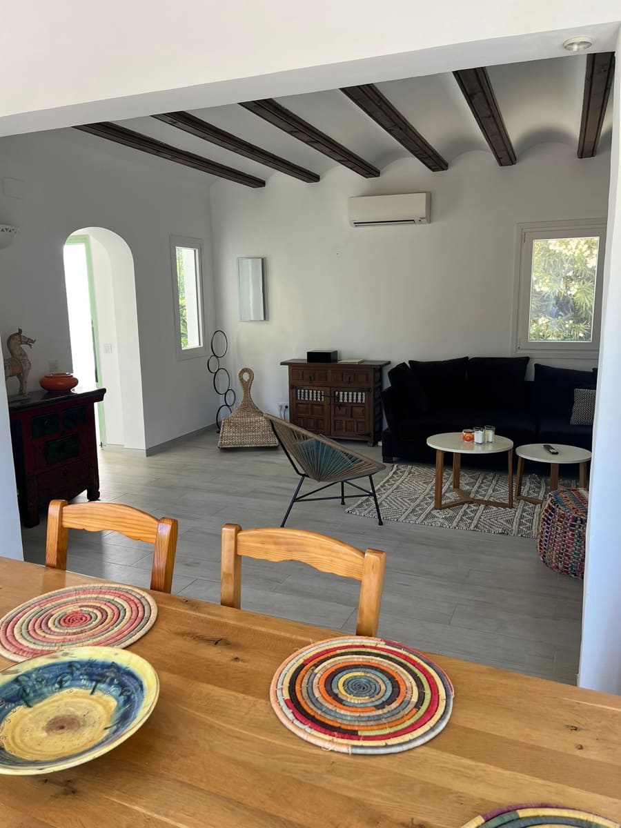 3 soveværelse Semi-Rækkehus til leje i Javea / Xabia med swimmingpool - € 1.500 (Ref: 9041077)