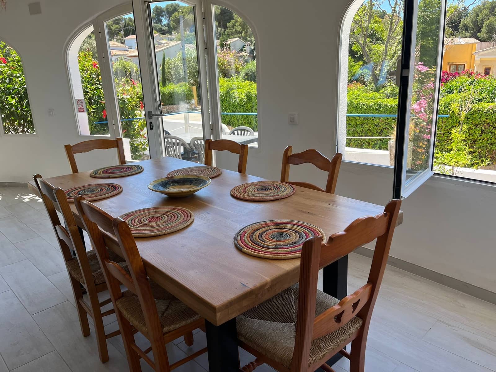 3 soveværelse Semi-Rækkehus til leje i Javea / Xabia med swimmingpool - € 1.500 (Ref: 9041077)