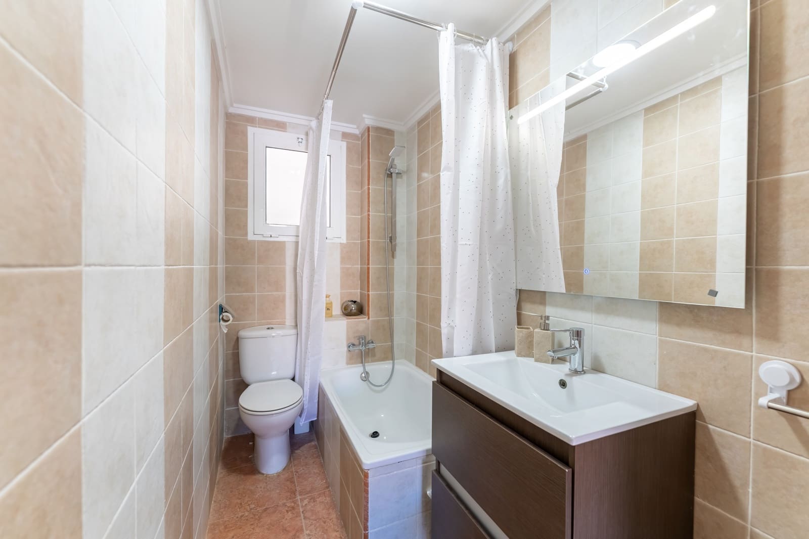 2 sypialnia Mieszkanie do wynajęcia w Miasto Walencja - 1 200 € (Ref: 9362960)