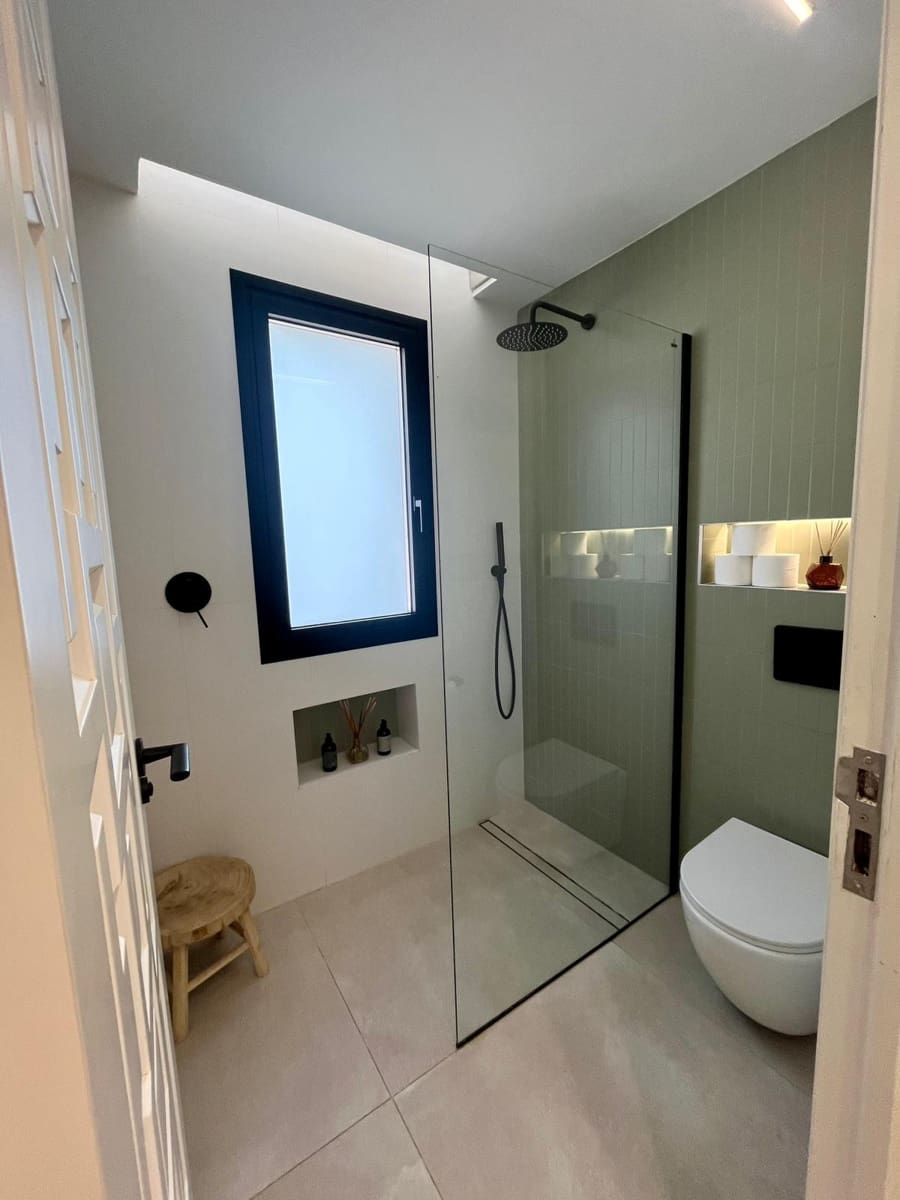 4 bedroom Villa for holiday rental in L'Eliana with pool garage - € 1,500 (Ref: 9377811)