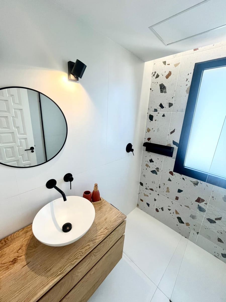 4 bedroom Villa for holiday rental in L'Eliana with pool garage - € 1,500 (Ref: 9377811)