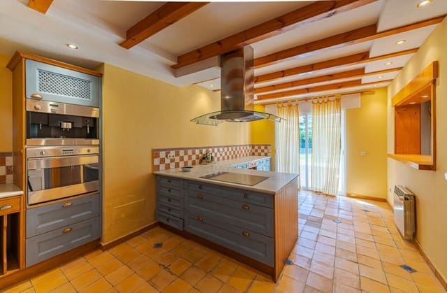 5 chambre Villa/Maison à vendre à Estepona avec piscine - 1 750 000 € (Ref: 9077150)