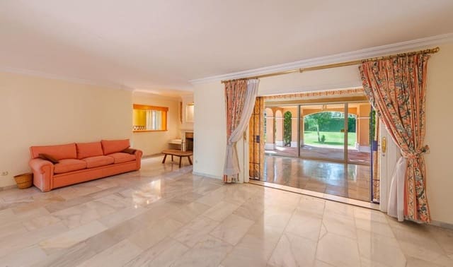 5 chambre Villa/Maison à vendre à Estepona avec piscine - 1 750 000 € (Ref: 9077150)