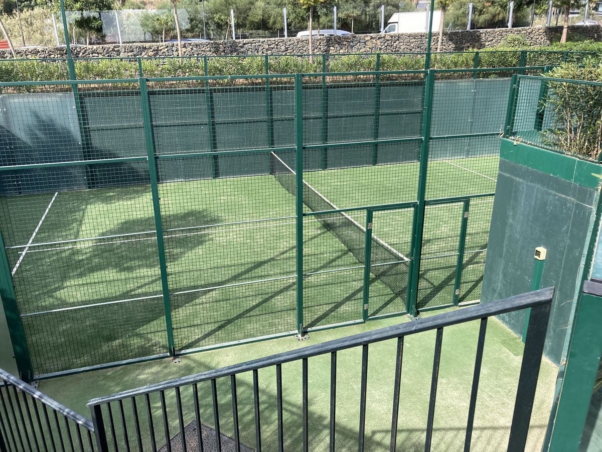 3 bedroom Apartment for sale in Estepona with pool garage - € 995,000 (Ref: 9077156)