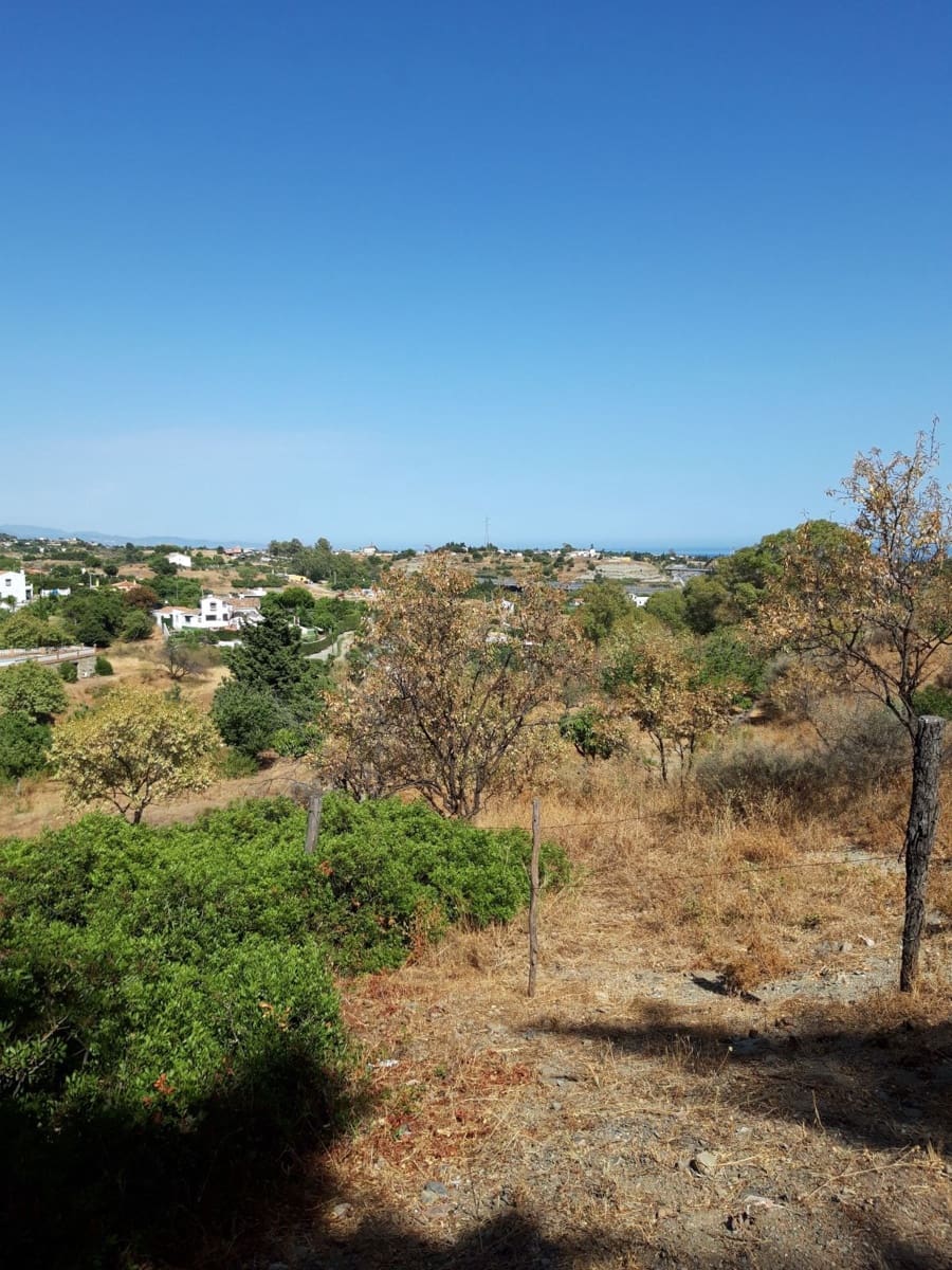 4 soveværelse Finca/Landehus til salg i Estepona med swimmingpool garage - € 1.700.000 (Ref: 9077158)