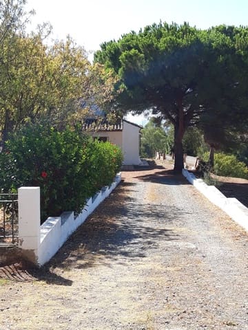 4 soveværelse Finca/Landehus til salg i Estepona med swimmingpool garage - € 1.700.000 (Ref: 9077158)