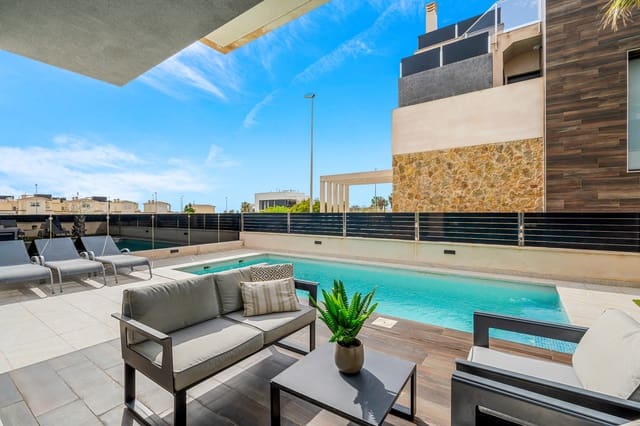 4 soveværelse Villa til salg i Lomas de Cabo Roig - Los Dolses, Orihuela - € 639.000 (Ref: 8953543)