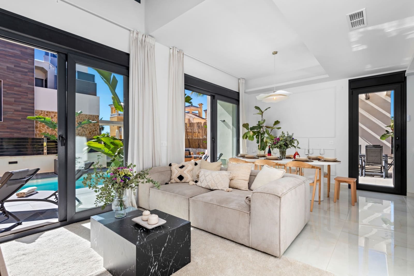 4 sypialnia Willa na sprzedaż w Campoamor - 719 000 € (Ref: 9434650)