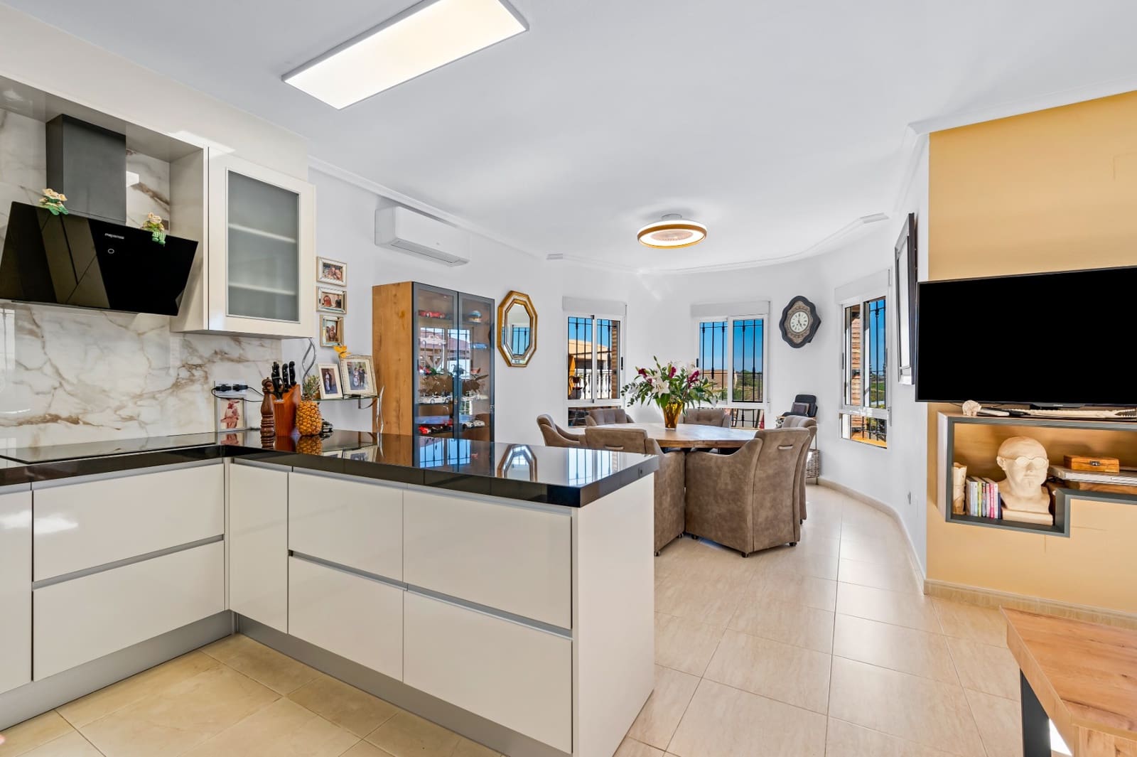 3 sypialnia Willa na sprzedaż w El Raso - 350 000 € (Ref: 9434654)