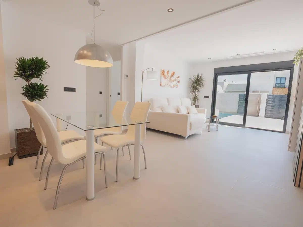 3 bedroom Villa for sale in San Fulgencio with pool garage - € 395,000 (Ref: 10043417)