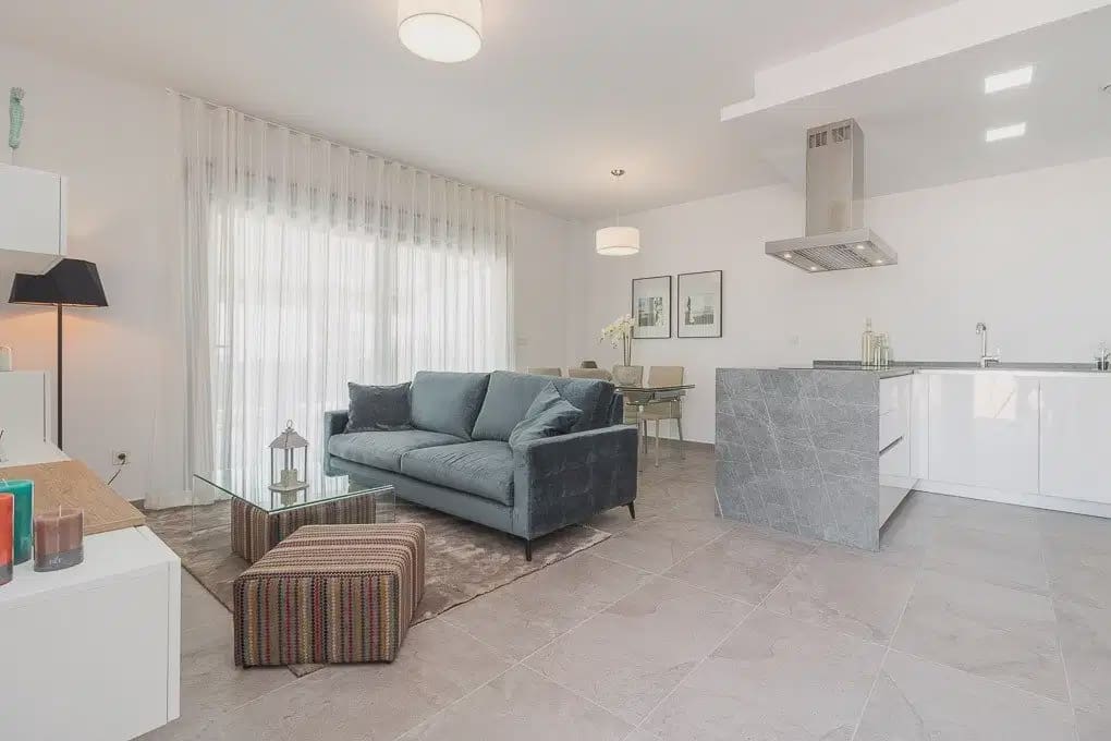 3 bedroom Bungalow for sale in Torrevieja with pool garage - € 350,000 (Ref: 10043418)
