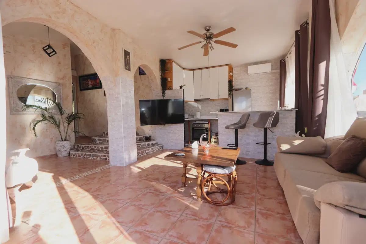 6 soveværelse Villa til salg i Ciudad Quesada med swimmingpool - € 443.000 (Ref: 10046685)