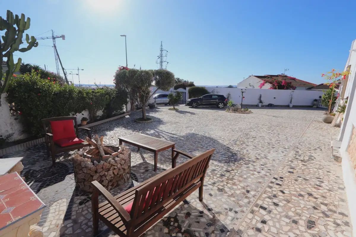 6 soveværelse Villa til salg i Ciudad Quesada med swimmingpool - € 443.000 (Ref: 10046685)