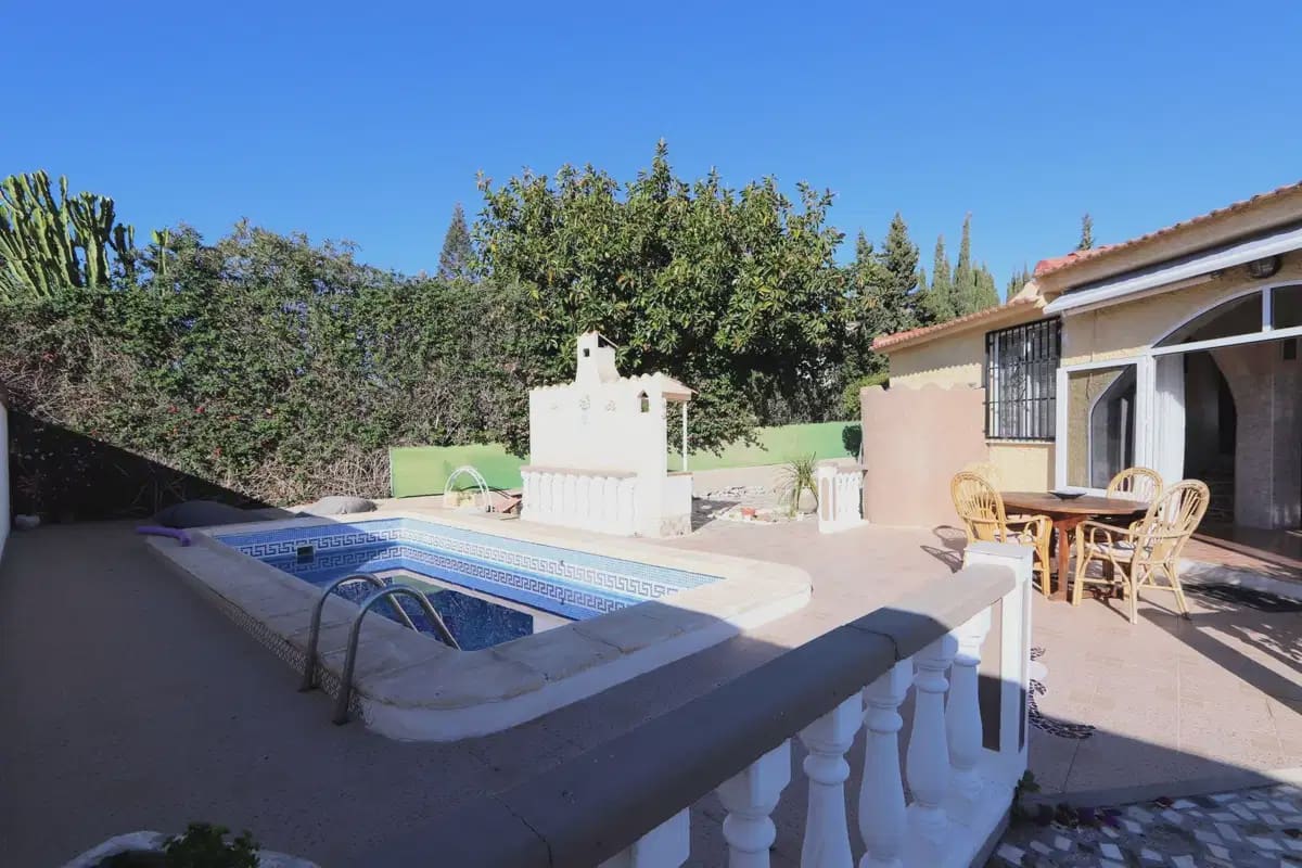 6 soveværelse Villa til salg i Ciudad Quesada med swimmingpool - € 443.000 (Ref: 10046685)