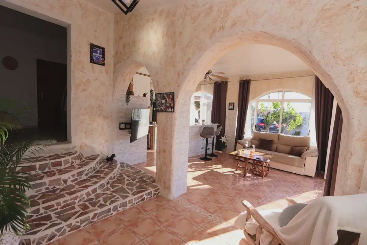 6 soveværelse Villa til salg i Ciudad Quesada med swimmingpool - € 443.000 (Ref: 10046685)