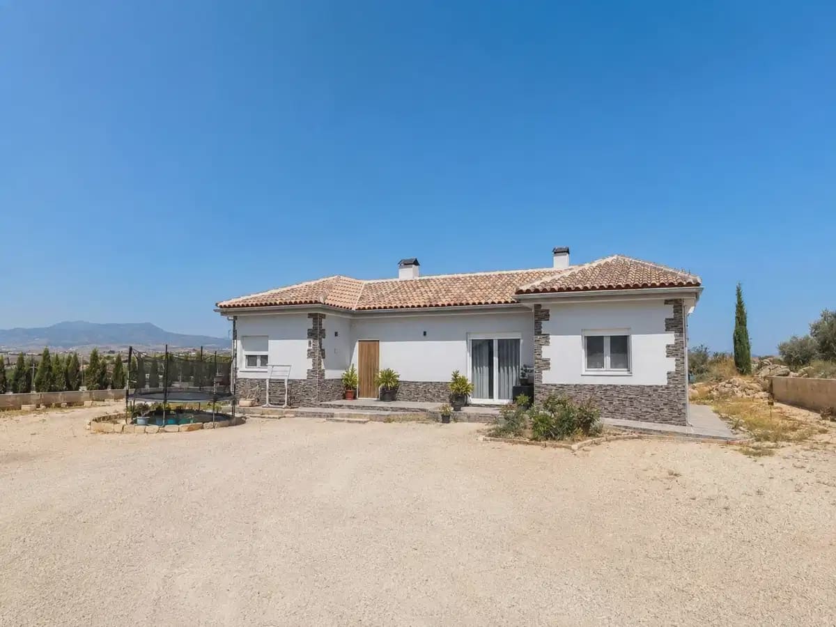 4 chambre Villa/Maison à vendre à Pinoso - 420 000 € (Ref: 10046690)
