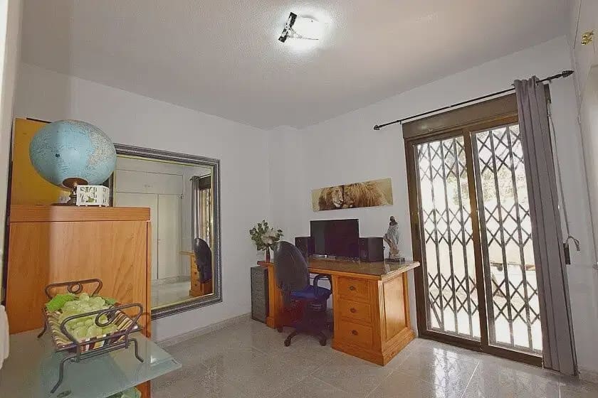 6 bedroom Villa for sale in Orihuela Costa - € 449,900 (Ref: 10046691)