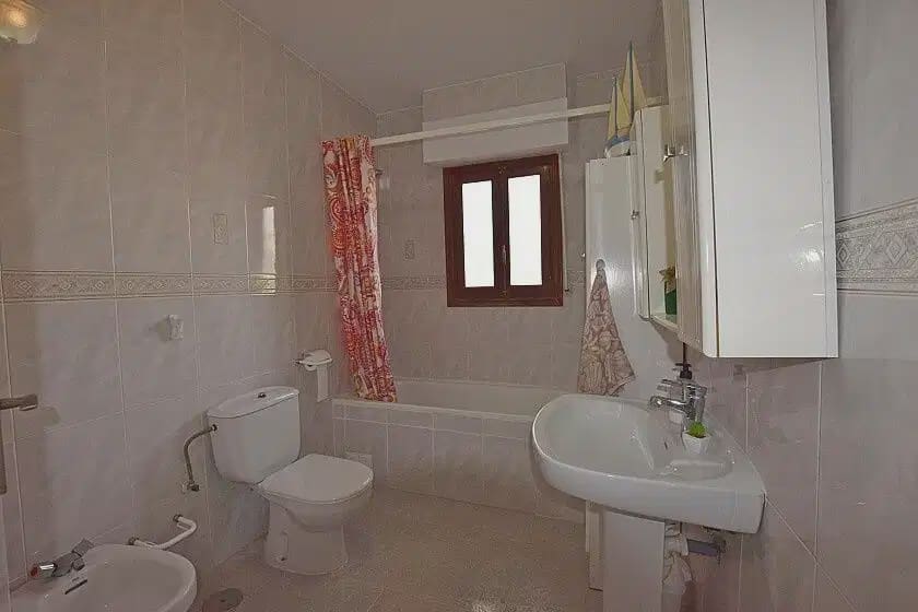 6 bedroom Villa for sale in Orihuela Costa - € 449,900 (Ref: 10046691)