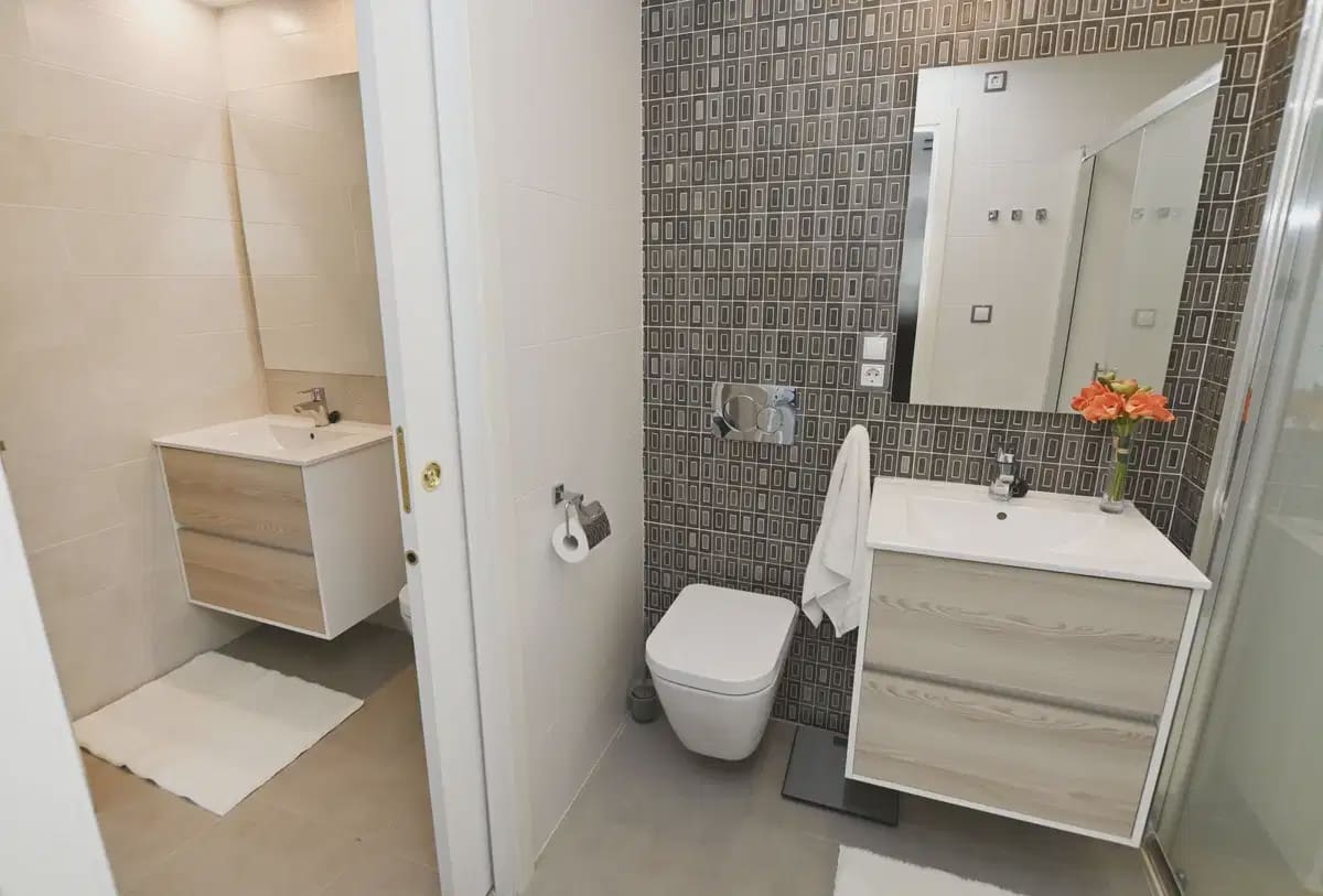 2 makuuhuone Kattohuoneisto myytävänä paikassa Arenales del Sol mukana uima-altaan 
autotalli - 449 000 € (Ref: 10046692)