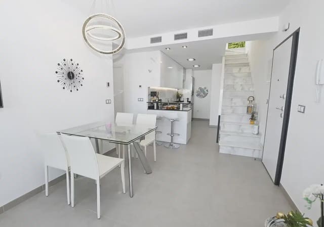 2 makuuhuone Kattohuoneisto myytävänä paikassa Arenales del Sol, Elche / Elx mukana uima-altaan 
autotalli - 449 000 € (Ref: 10046692)
