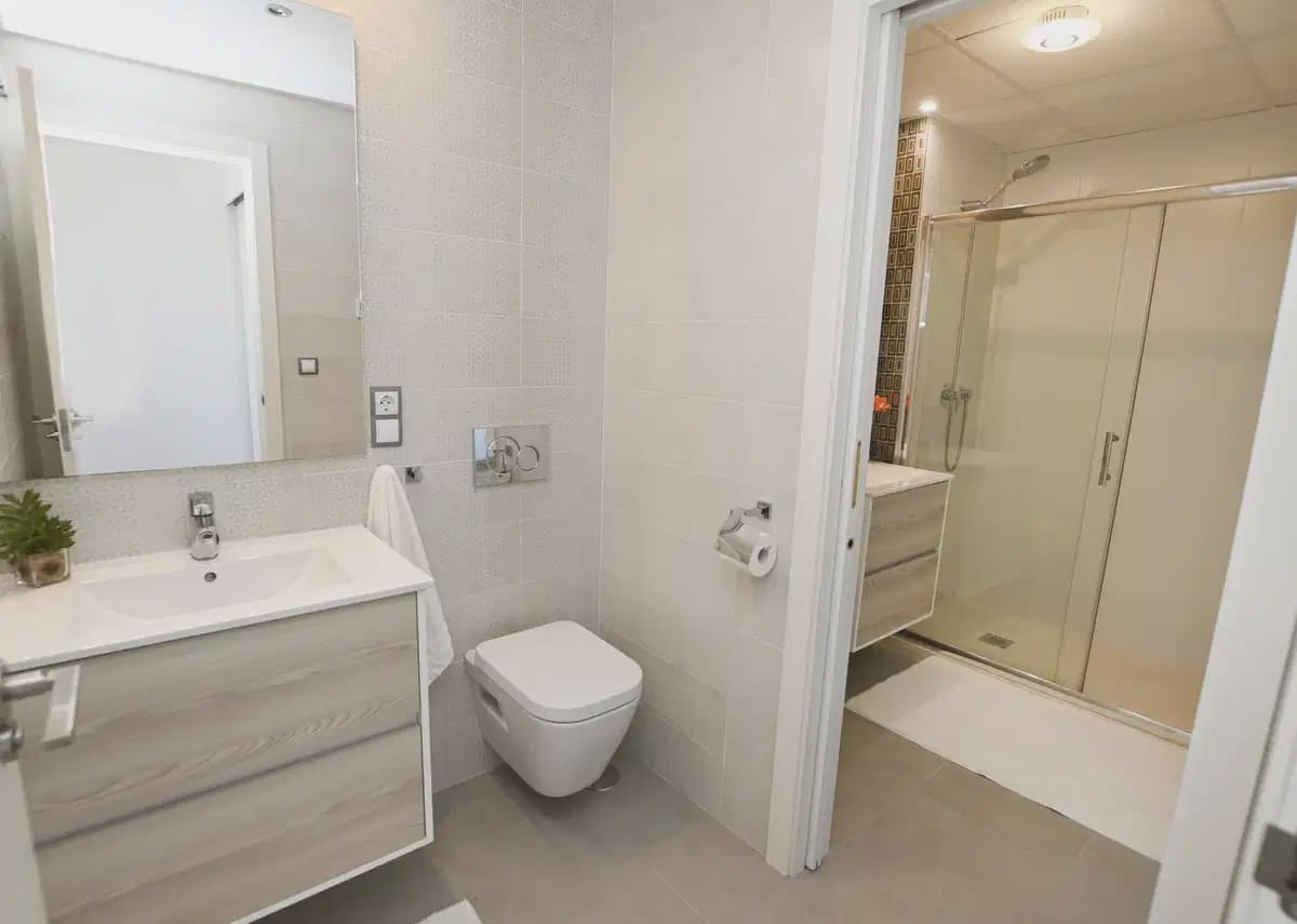 2 makuuhuone Kattohuoneisto myytävänä paikassa Arenales del Sol mukana uima-altaan 
autotalli - 449 000 € (Ref: 10046692)