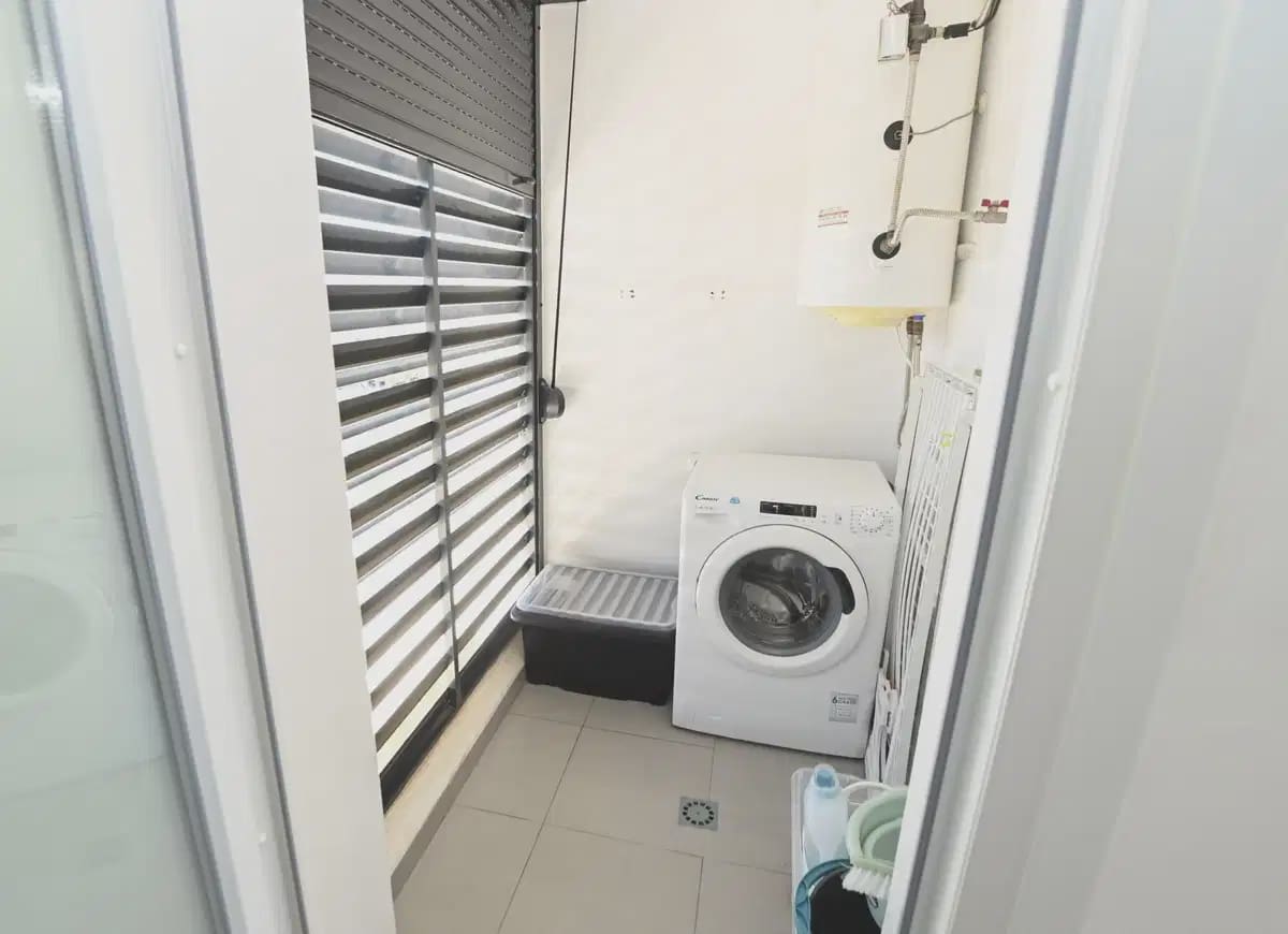 2 makuuhuone Kattohuoneisto myytävänä paikassa Arenales del Sol mukana uima-altaan 
autotalli - 449 000 € (Ref: 10046692)