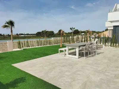 3 bedroom Villa for sale in Pilar de la Horadada with pool - € 420,000 (Ref: 10046699)