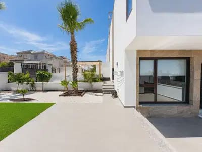 3 Zimmer Haus zu verkaufen in Los Balcones mit Pool - 429.000 € (Ref: 10046714)