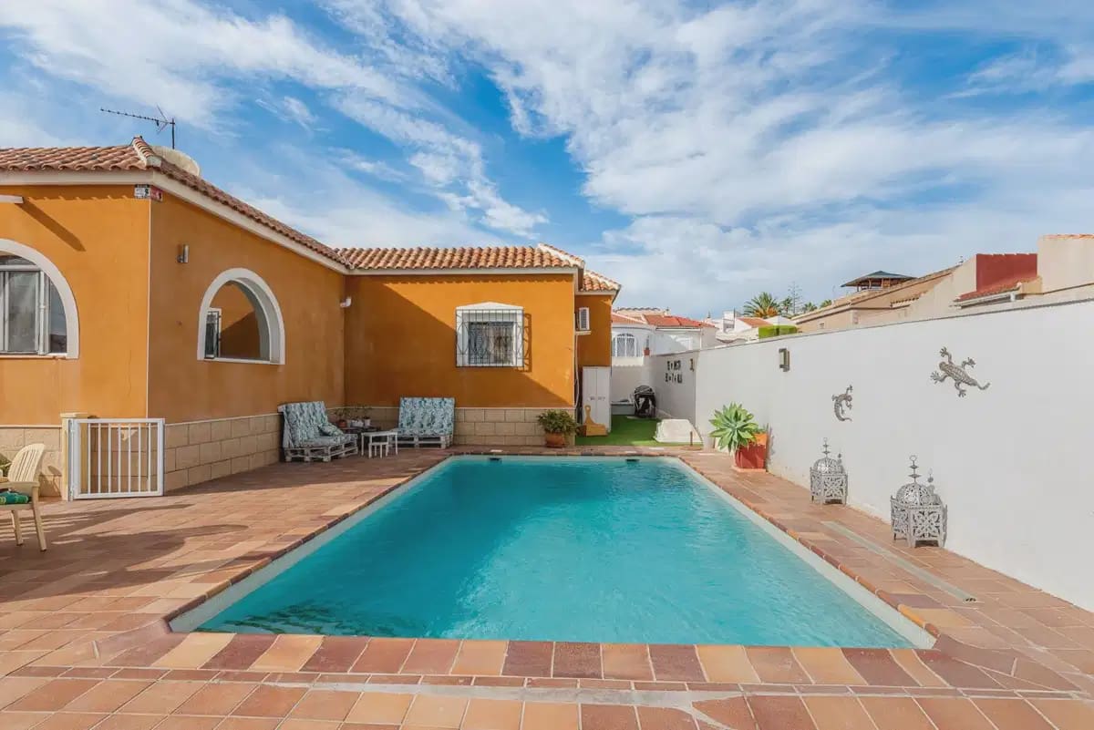 4 chambre Villa/Maison à vendre à Ciudad Quesada - 415 000 € (Ref: 10046722)