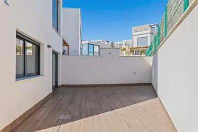 Casa en San Miguel de Salinas en venta con piscina - 415.000 € (Ref: 10046733)