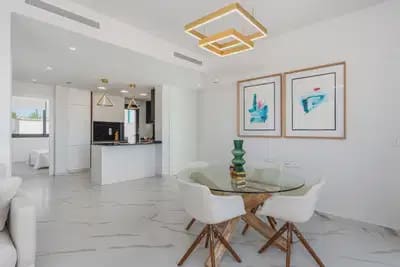 Casa en San Miguel de Salinas en venta con piscina - 415.000 € (Ref: 10046733)