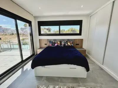 2 bedroom Villa for sale in Villamartin with garage - € 425,000 (Ref: 10046734)