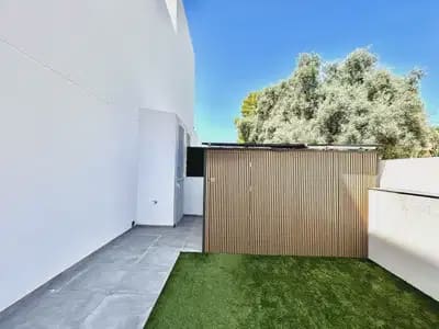 2 bedroom Villa for sale in Villamartin with garage - € 425,000 (Ref: 10046734)
