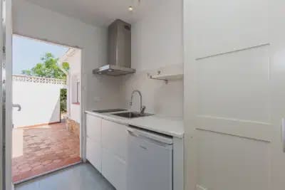 5 bedroom Villa for sale in Pedreguer - € 450,000 (Ref: 10046740)