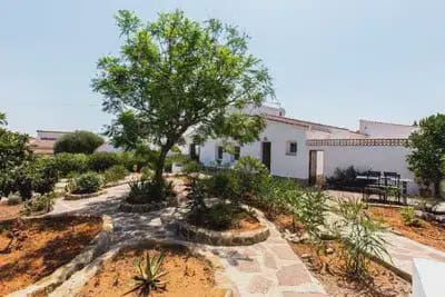 5 bedroom Villa for sale in Pedreguer - € 450,000 (Ref: 10046740)