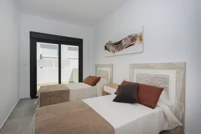 3 bedroom Townhouse for sale in Daya Nueva with pool - € 453,000 (Ref: 10046741)