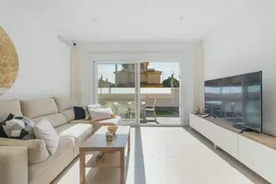 3 soveværelse Villa til salg i Pilar de la Horadada med garage - € 424.950 (Ref: 10046742)