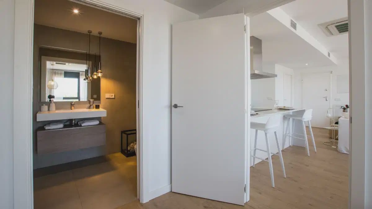 Apartamento de 2 habitaciones en La Villajoyosa / Vila Joiosa en venta con piscina garaje - 445.000 € (Ref: 10046744)