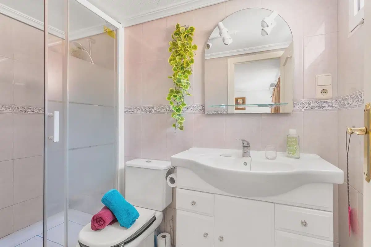 4 quarto Moradia para venda em Torrevieja com piscina garagem - 499 000 € (Ref: 10049675)