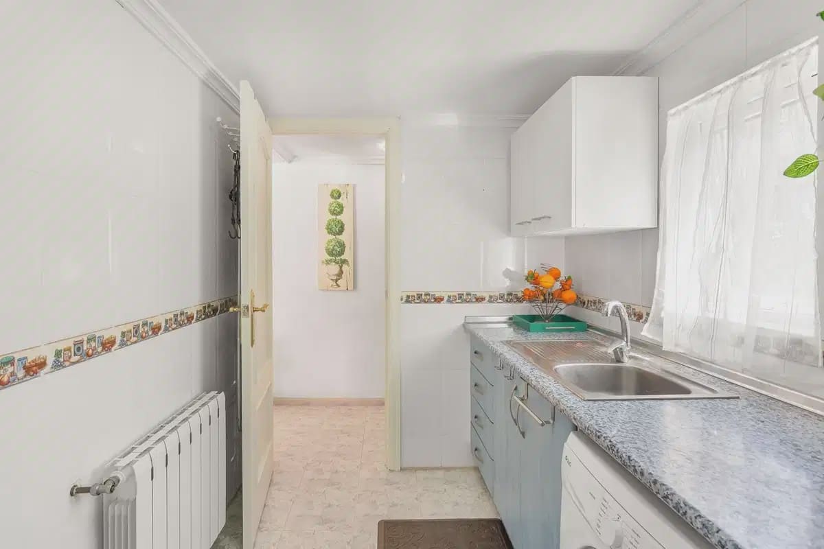 4 quarto Moradia para venda em Torrevieja com piscina garagem - 499 000 € (Ref: 10049675)