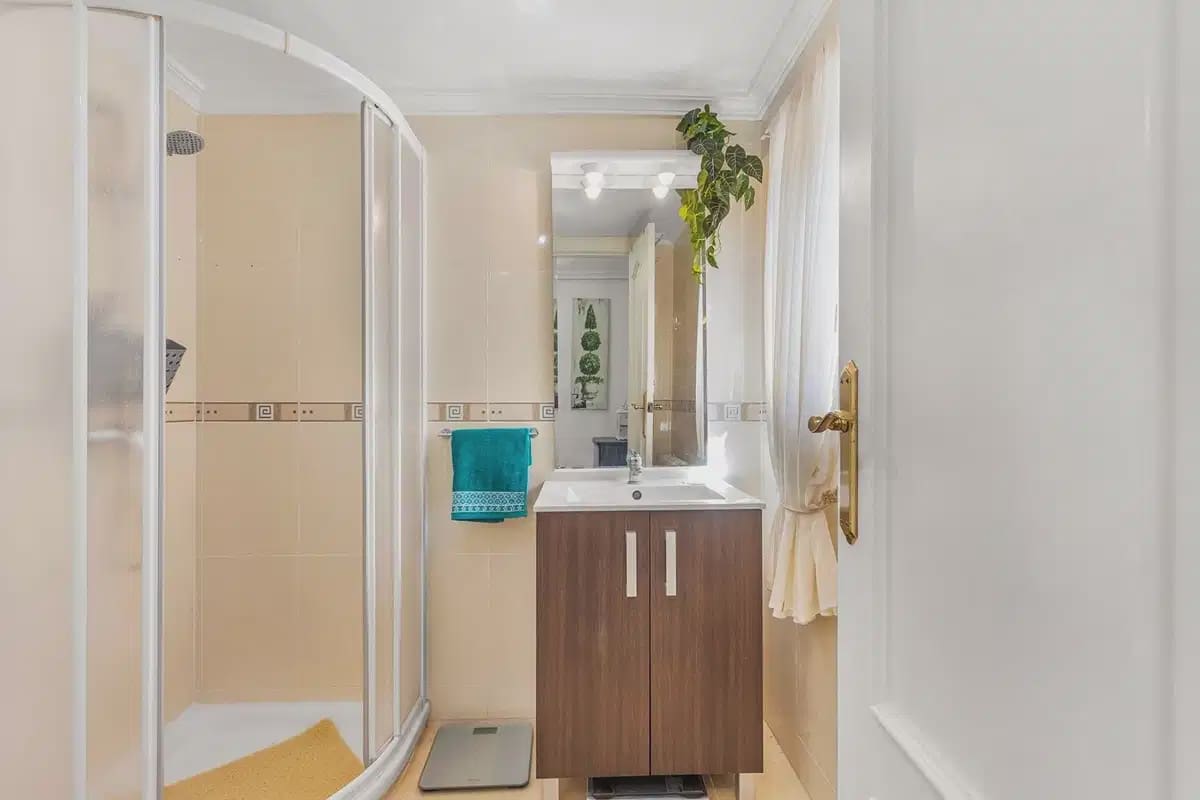 4 quarto Moradia para venda em Torrevieja com piscina garagem - 499 000 € (Ref: 10049675)
