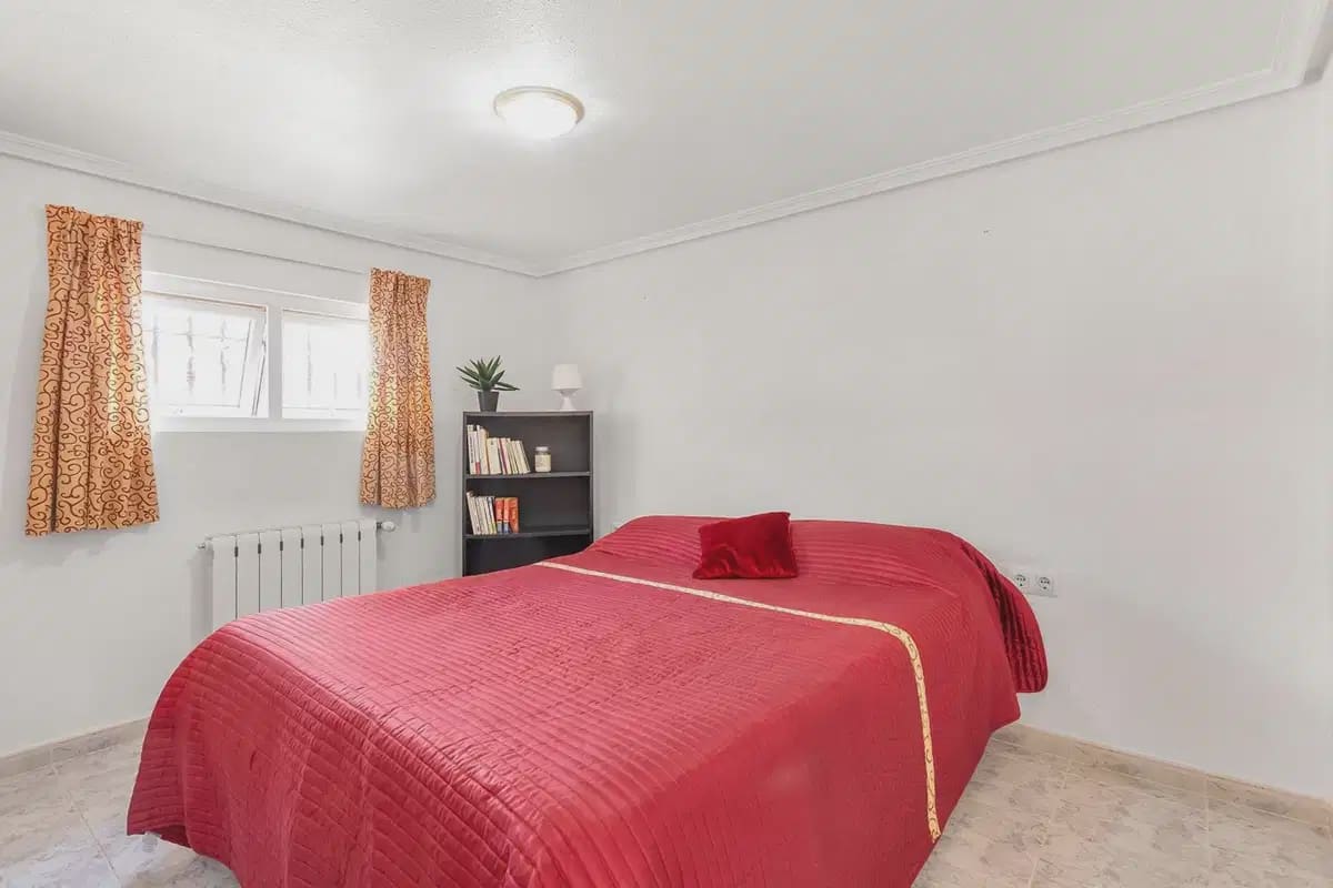 4 quarto Moradia para venda em Torrevieja com piscina garagem - 499 000 € (Ref: 10049675)