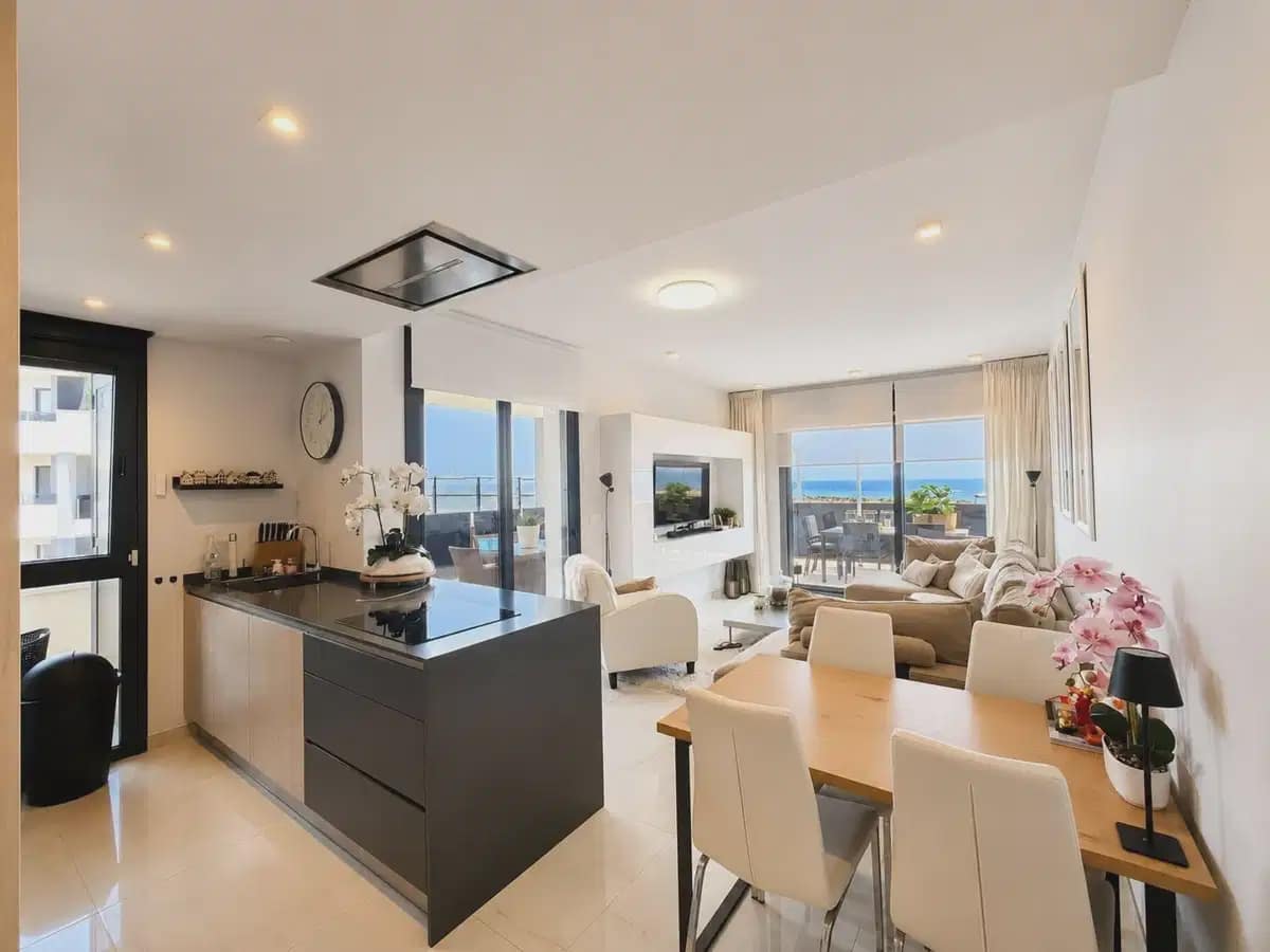 3 quarto Apartamento para venda em Playa Flamenca com piscina garagem - 485 000 € (Ref: 10049677)